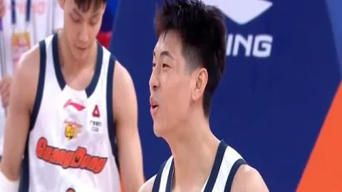 热火官方澄清吉米·巴特勒转会传闻不实